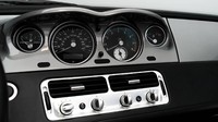 Jobs membeli BMW Z8 yang akan segera dilelang itu pada 2000-an, saat itu Jobs tergoda dengan tawaran dari CEO Oracle, Larry Ellison yang mengatakan bahwa mobil itu sangat mencerminkan diri Jobs. Foto: Istimewa