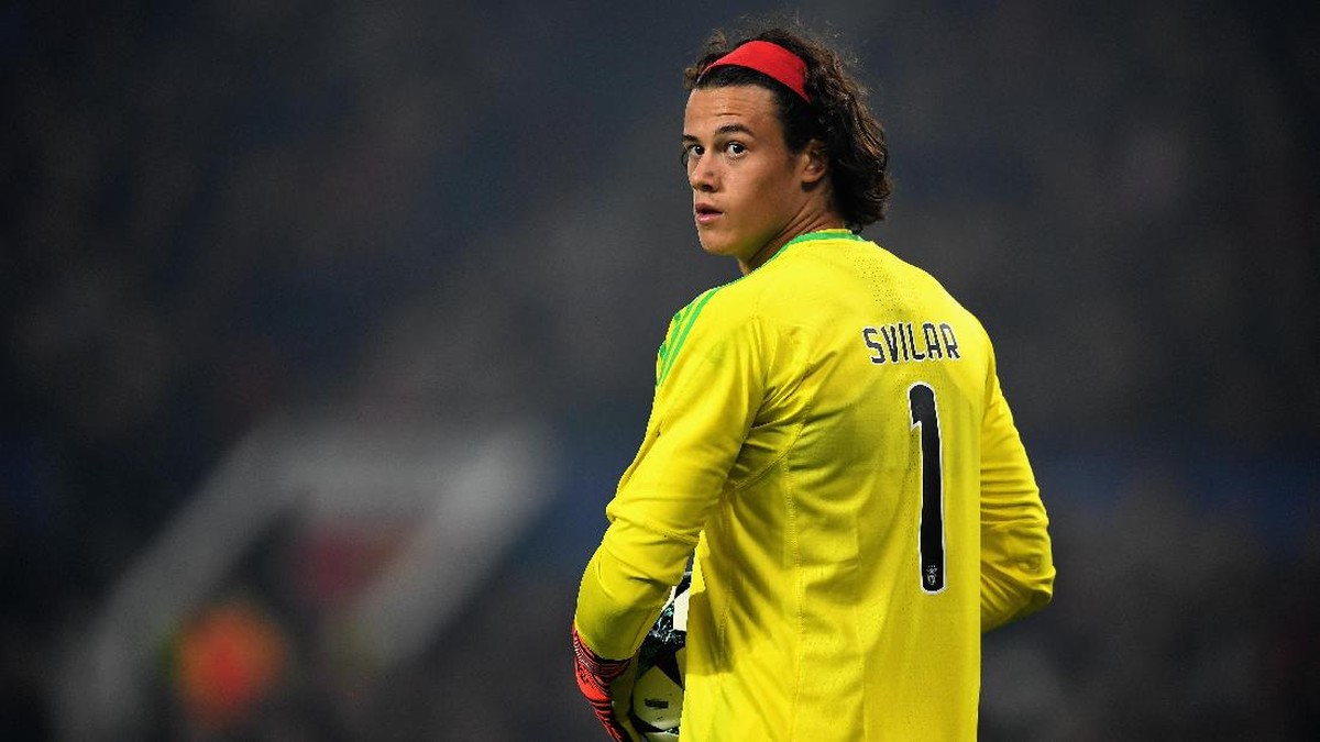 Mile Svilar (Michael Regan/Getty Images)