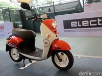 Menjajal Motor Listrik Senyap Yamaha