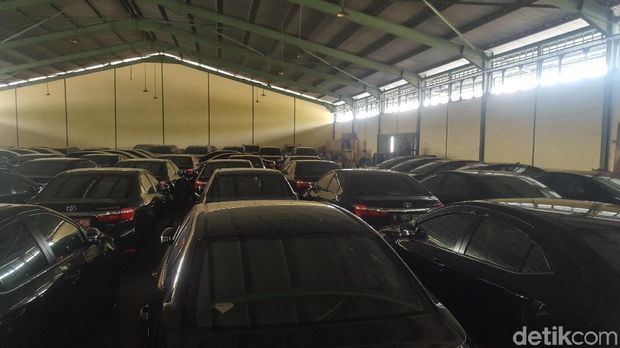  Mobil dinas anggota DPRD DKI Jakarta yang dikembalikan kini berada Pusat Penyimpanan Barang Daerah Badan Pengelola Keuangan dan Aset Daerah (BPKAD)