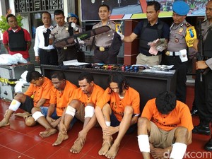 Komplotan Pembobol Brankas 6 SMK di Jatim Ditangkap