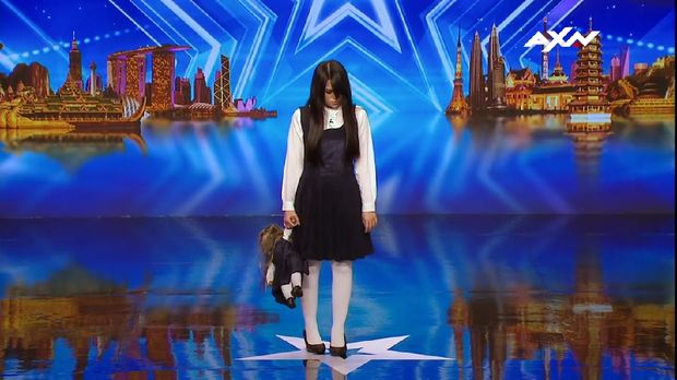 Penampilan The Scared Riana di Asia's Got Talent 2017.