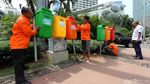 Penambahan Tong Sampah Warna-warni