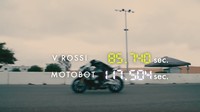 Bagaimana hasil akhirnya? Rossi ternyata masih jauh lebih cepat dibanding Motobot. The Doctor lebih cepat 30 detik lebih (Yamaha-motor.com)