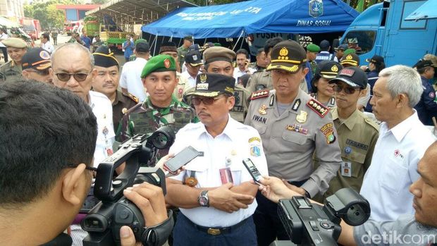 Wali Kota Jaksel, Polisi dan TNI Gelar Apel Siaga Bencana 