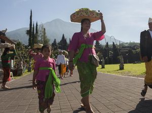 Watak Kelahiran Anggara Pon Merakih Menurut Kalender Bali