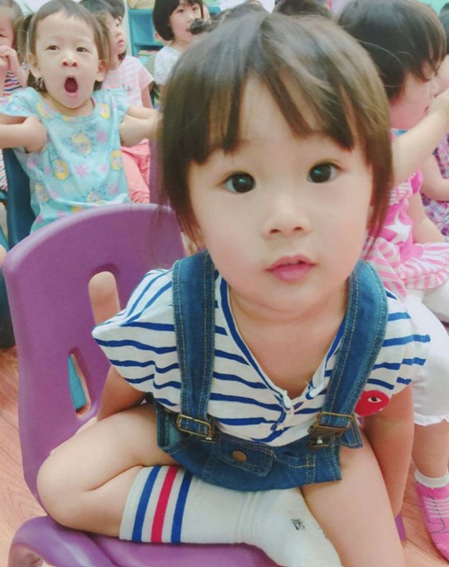 Sehari-hari Momo Lu adalah gadis yang menggemaskan. Namun penampilannya bisa berubah drastis saat Halloween tiba. Foto: Dok. Facebook