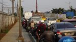 Disebut Tak Ada Amdal Lalin, Begini Kemacetan di Proyek Cip Lontar