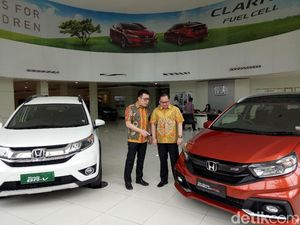 Industri Ritel Megap-megap, Penjualan Mobil di Surabaya Masih Oke