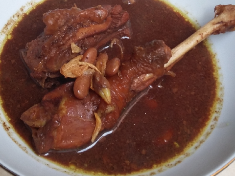 Rawon Ayam Kampung Kacang Merah