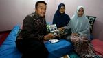 Menpora Jenguk Anggota Paskibraka Natasya Meliza