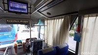 Jadwal keberangkatan dan kepulangan bus dilakukan sebanyak tiga kali. Untuk keberangkatan dari Botani Square Bogor dijadwalkan pada pukul 05.00 WIB, 05.30 WIB, dan 06.00 WIB. Sedangkan keberangkatan dari Plaza Senayan pada pukul 16.00 WIB, 16.30 WIB, dan 17.00 WIB.