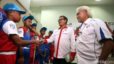 Kemenpora Lepas 16 Pemain Muda ke Singa Cup 2017