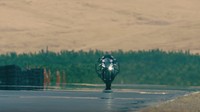 Ujicoba adu kebut antara Motobot dengan Rossi sudah dilangsungkan di sebuah sirkuit Thunderhill Raceway Park, California, Amerika Serikat. (Yamaha-motor.com)
