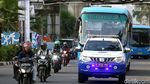 Foto Uji Coba TransJ Premium Bogor-Jakarta Dikawal Patwal BPTJ