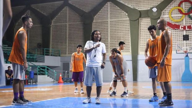 Koko Heru Setyo Nugroho, pelatih CLS Knights Indonesia