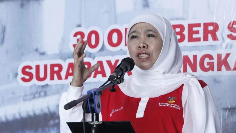 Disentil Wapres JK, Khofifah: 3 Tahun, Sabtu-Minggu Saya Kerja Disentil Wapres JK, Khofifah: 3 Tahun, Sabtu-Minggu Saya Kerja