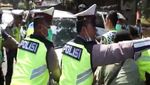 Ulah Pengendara Tak Mau Ditilang: Seruduk, Seret, hingga Gigit Polisi