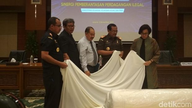 Sri Mulyani Bongkar Praktik Ilegal yang Rugikan Negara Ratusan Miliar.