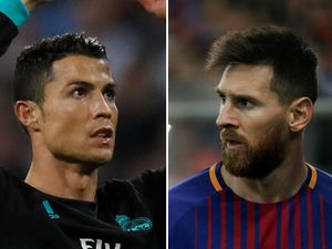Miralem Pjanic: Messi dan Ronaldo Sama-sama dari Planet Lain