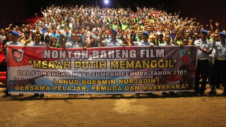TNI AU Ajak Pemuda Nobar Film 'Merah Putih Memanggil'