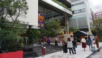 Foto: Amerika-mura, atau American Village begitu warga lokal Osaka mengenal kawasan satu ini. Inilah kawasan dimana anak-anak gaul Osaka berbelanja barang-barang vintage bergaya Amerika. (Wahyu/detikTravel)