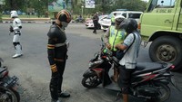 Ide ini tercipta dengan tujuan agar para pengendara tidak takut untuk diperiksa surat-surat kelengkapannya. Selain itu, dengan menggunakan kostum superhero para petugas terlihat humoris namun juga tetap humanis kepada masyarakat.