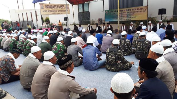 doa doa gaib Warga Menggelar Doa Bersama di Pabrik Kembang Api yang Meledak doa doa gaib Warga Menggelar Doa Bersama di Pabrik Kembang Api yang Meledak