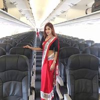 Viral Foto Pramugari AirAsia Pakai Saree, Netizen Sarankan Seragam Tradisional
