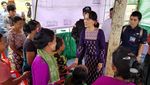 Foto: Saat Suu Kyi Mendadak Kunjungi Rakhine yang Dilanda Konflik