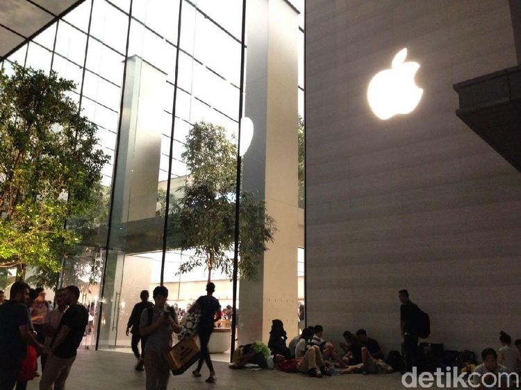 Merananya Fanboy di Balik Valuasi USD 1 Triliun Apple