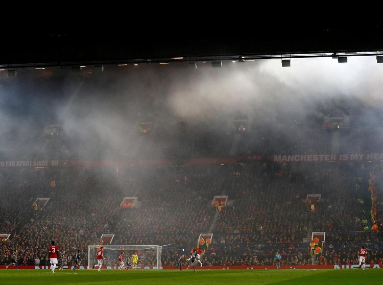 Foto-foto Terbaik Liga Champions: Aguero Sang Legenda, Malam Suram Madrid
