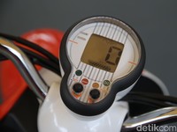 Menjajal Motor Listrik Senyap Yamaha