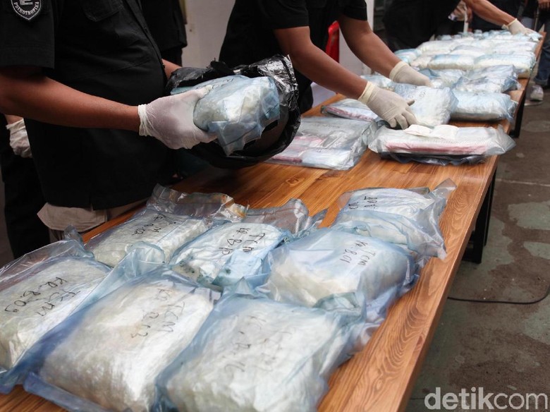 BNN Ungkap Pengiriman Sabu 133 Kg dan Ribuan Ekstasi Asal Malaysia BNN Ungkap Pengiriman Sabu 133 Kg dan Ribuan Ekstasi Asal Malaysia