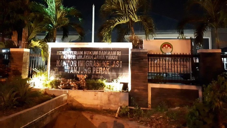 Pemohon Paspor di Imigrasi Tanjung Perak Menurun Selama 2017 Pemohon Paspor di Imigrasi Tanjung Perak Menurun Selama 2017