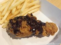 Ramai di Medsos, Begini Tampilan dan Rasa Ayam Goreng Saus Cokelat
