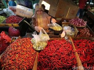 Cabai & Bawang Merah Langganan Sumbang Inflasi, Ini Biang Keroknya