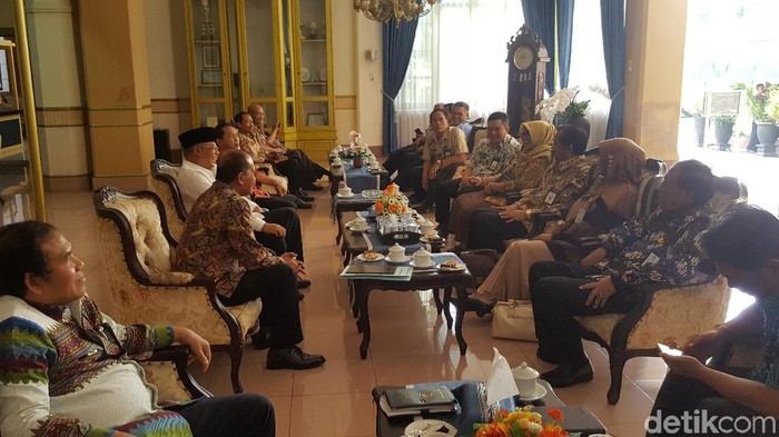 Punya Keluhan Soal Layanan Publik, Laporkan Saja ke 1708