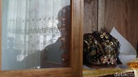 Mahkota Sultan Bacan jadi salah satu warisan yang tak ternilai harganya yang dimiliki oleh Kesultanan Bacan. Wajib dijaga sampai nanti diwariskan ke generasi selanjutnya (Wahyu/detikTravel)