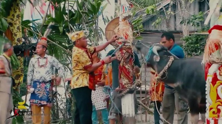 Tradisi Tiwah di Kalimantan Tengah (@Rkd rikardo/Youtube) Tradisi Tiwah di Kalimantan Tengah (@Rkd rikardo/Youtube)