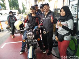 Ingin Touring Naik Motor? Ini Pesan Bucek Depp