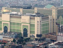 5 Fakta Pasar Tanah Abang, Ada Masjid Megah di Atasnya