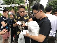 Penjualan iPhone X Perdana di Negeri Singapura