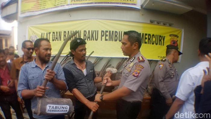 Warga Empat Kecamatan di Sukabumi Setop Mengolah Merkuri