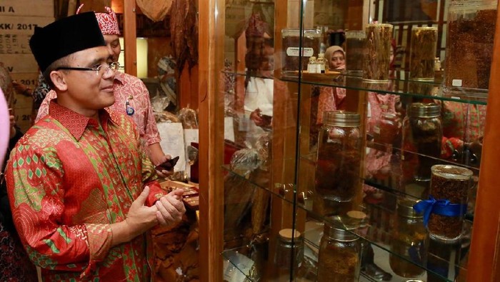 Kunjungi Museum Tembakau, Anas: Pariwisata Jember Bergerak
