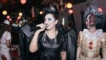 Lihat Serunya Halloween Party Aurel dan Ashanty