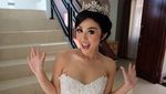 Heboh Foto di Ranjang, Ini Foto Lainnya Kemesraan Selvi Kitty dan Tunangannya