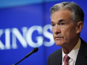 The Fed Harus Tahan Suku Bunga Acuan