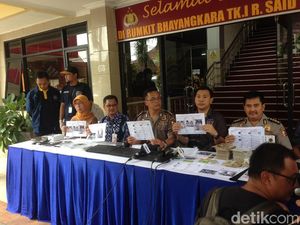 Pengacara Sebut Penyebar Konten Porno Gay di FB Sakit TBC