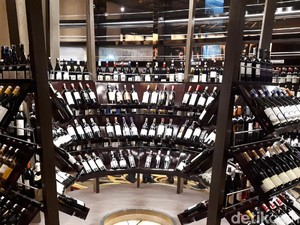 Ribuan Wine Terbaik Mancanegara Bisa Anda Cicip di The Cellar